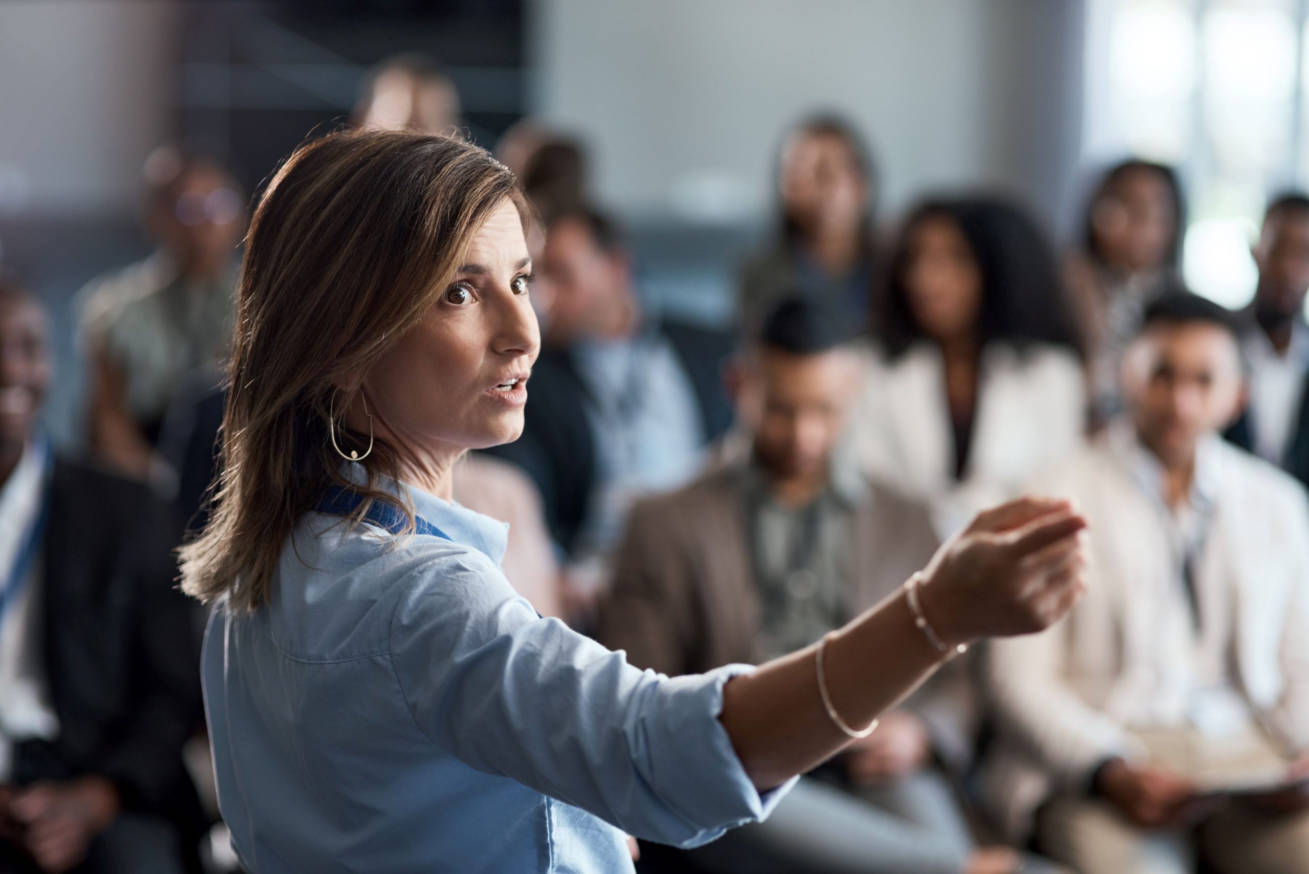 Executive woman communicating about vendor management